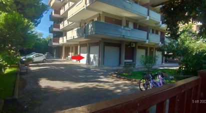 Negozio / locale commerciale di 45 m² in Silvi (64028)