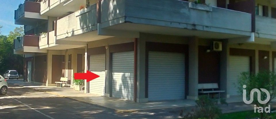 Shop / premises commercial of 45 m² in Silvi (64028)