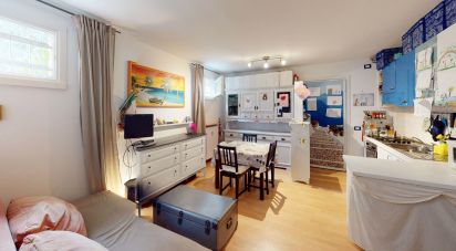 Bilocale di 57 m² a Arenzano (16011)