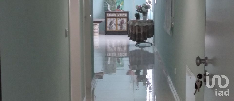 Villa Bifamiliare 23 locali di 800 m² in Roseto degli Abruzzi (64026)