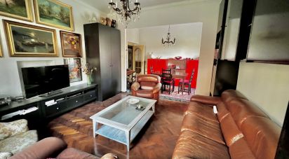 Apartment 5 rooms of 90 m² in Genova (16159)