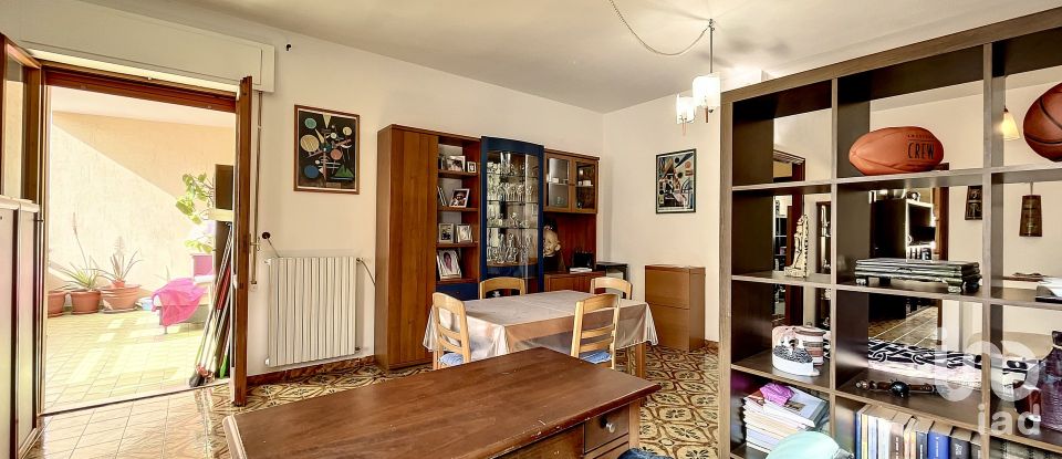 Three-room apartment of 121 m² in Carovigno (72012)