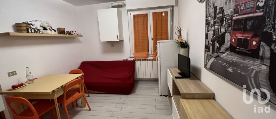 Two-room apartment of 40 m² in Fermo (63900)