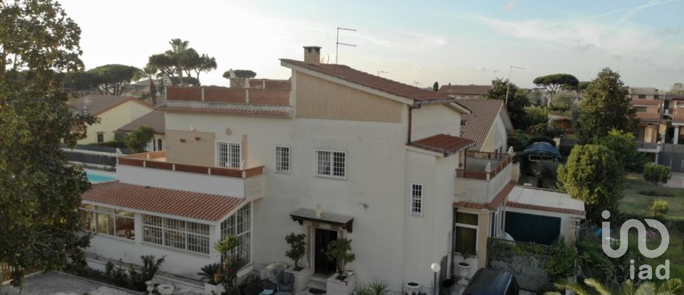 Town house 7 rooms of 327 m² in Anzio (00042)