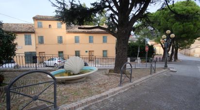 Casa di paese 11 locali di 257 m² in Belvedere Ostrense (60030)