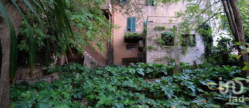 Village house 11 rooms of 257 m² in Belvedere Ostrense (60030)