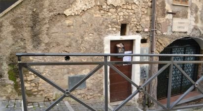 Trilocale di 45 m² a Castel Madama (00024)