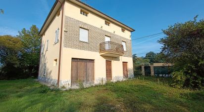 Casa indipendente 9 locali di 300 m² in Treia (62010)