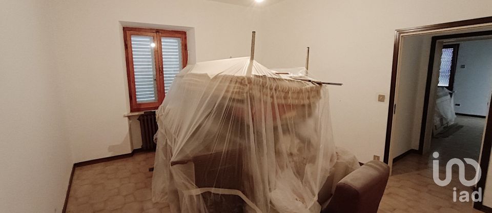 Casa indipendente 9 locali di 300 m² in Treia (62010)