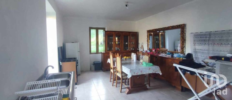 Country house 1 room of 80 m² in Santopadre (03030)