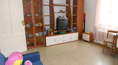 Trilocale di 103 m² a Reggio nell'Emilia (42124)