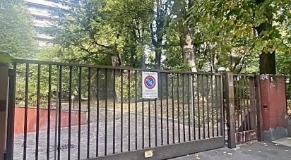 Posto auto di 19 m² in Milano (20122)