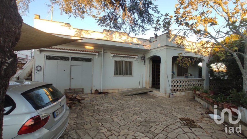 Casa indipendente 4 locali di 180 m² in Manduria (74024)
