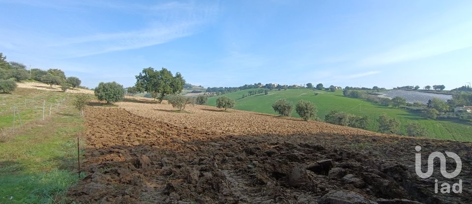 Townhouse 4 rooms of 250 m² in Treia (62010)