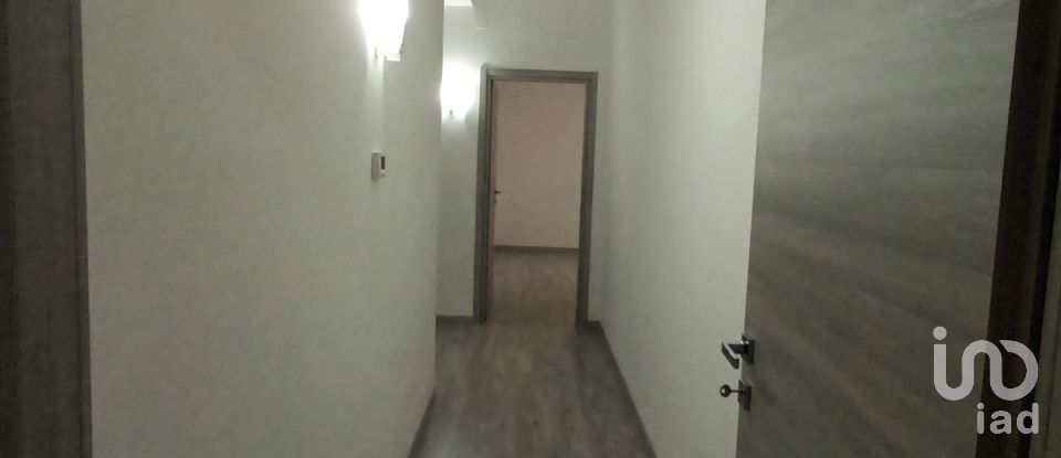 Appartamento 5 locali di 106 m² a Ancona (60128)