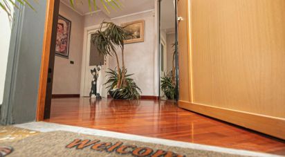 Loft 7 locali di 140 m² a Genova (16151)