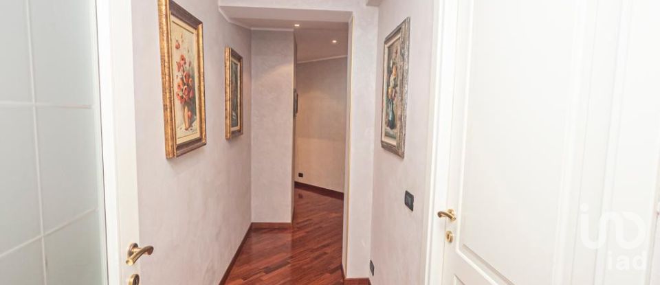 Loft 7 rooms of 140 m² in Genova (16151)