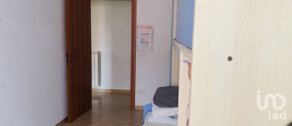 Apartment 6 rooms of 81 m² in Silvi (64028)