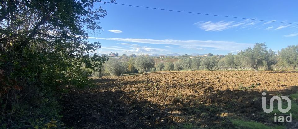 Rustico 5 locali di 250 m² in Giulianova (64021)