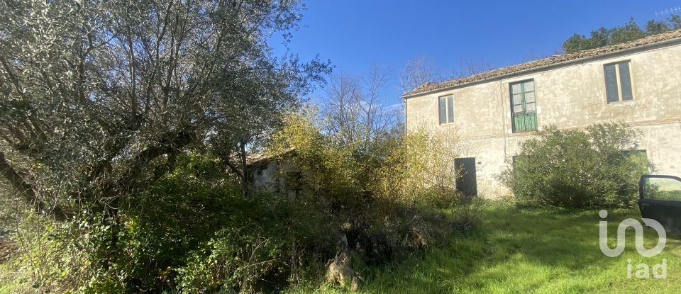 Rustico 5 locali di 250 m² in Giulianova (64021)