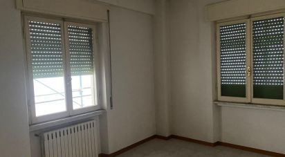 Appartamento 5 locali di 105 m² a Ascoli Piceno (63100)