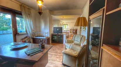 Casale 6 locali di 300 m² in Tivoli (00019)