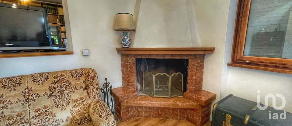 Casale 6 locali di 300 m² in Tivoli (00019)