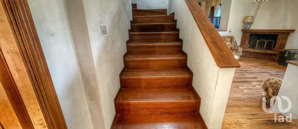 Casale 6 locali di 300 m² in Tivoli (00019)