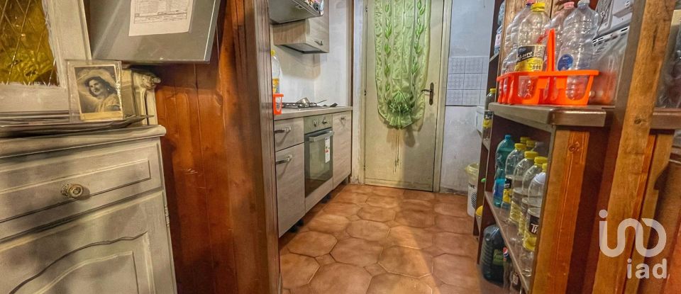 Casale 6 locali di 300 m² in Tivoli (00019)