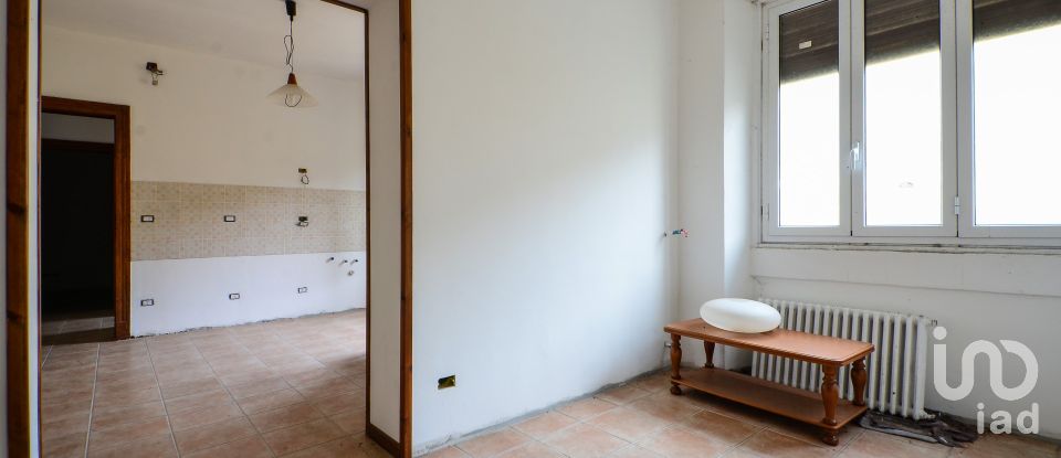 Appartamento 9 locali di 146 m² a Cengio (17056)