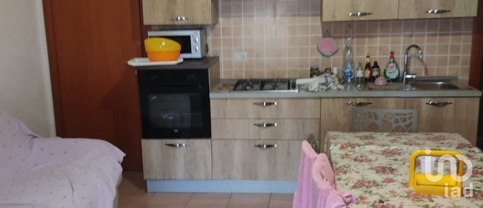 Townhouse 4 rooms of 100 m² in Manduria (74024)