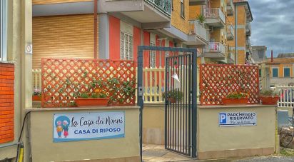 Attività locali di 1.000 m² in Tivoli (00011)