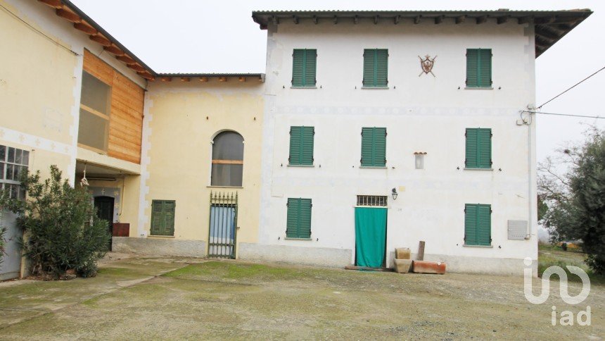 Rustico 15 locali di 300 m² in Carpeneto (15071)