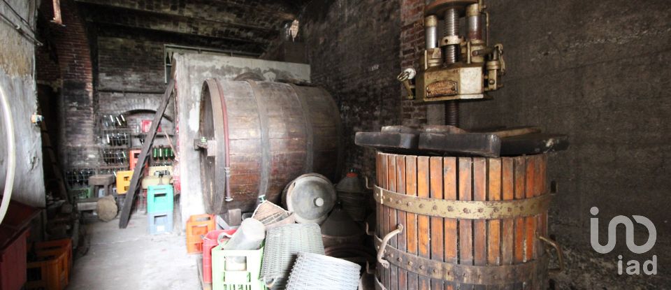 Rustico 15 locali di 300 m² in Carpeneto (15071)