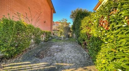 Casale 5 locali di 270 m² in Fonte Nuova (00013)
