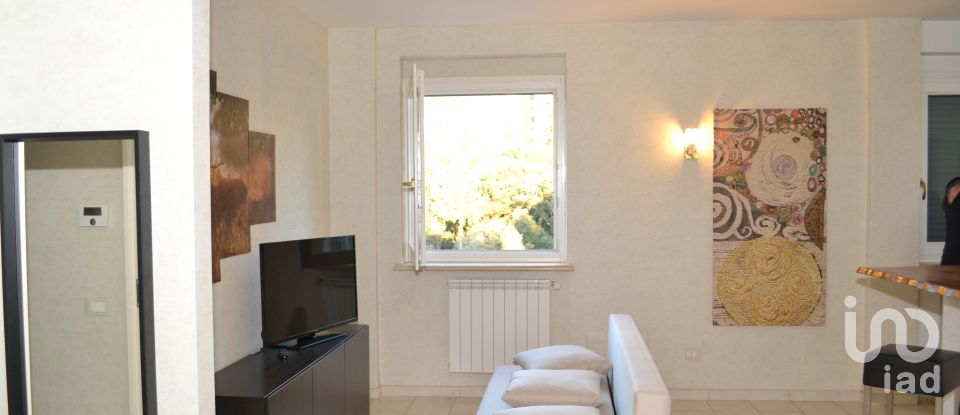 Two-room apartment of 56 m² in Tivoli (00019)