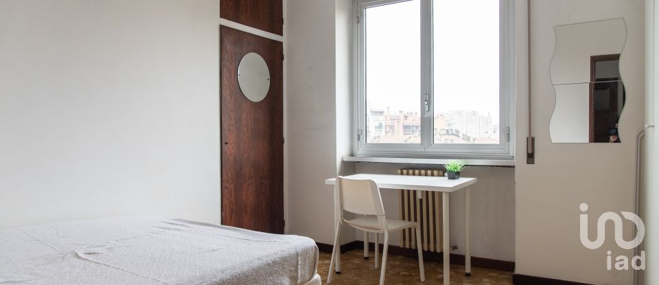 Four-room apartment of 99 m² in Milano (20143)