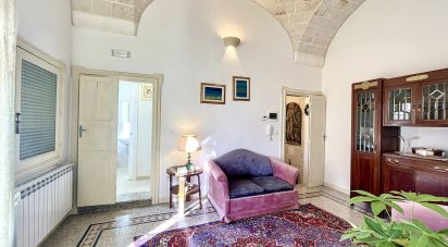 House 5 rooms of 105 m² in Ostuni (72017)