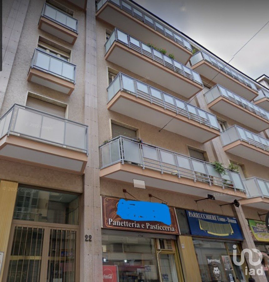 Trilocale di 84 m² a Torino (10125)