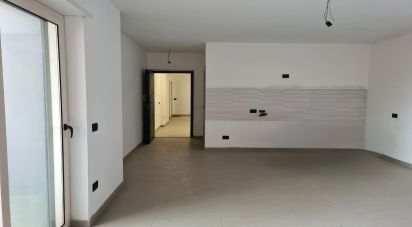 Four-room apartment of 65 m² in Gizzeria (88040)