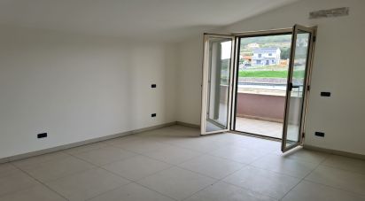 Appartamento 5 locali di 85 m² a Gizzeria (88040)