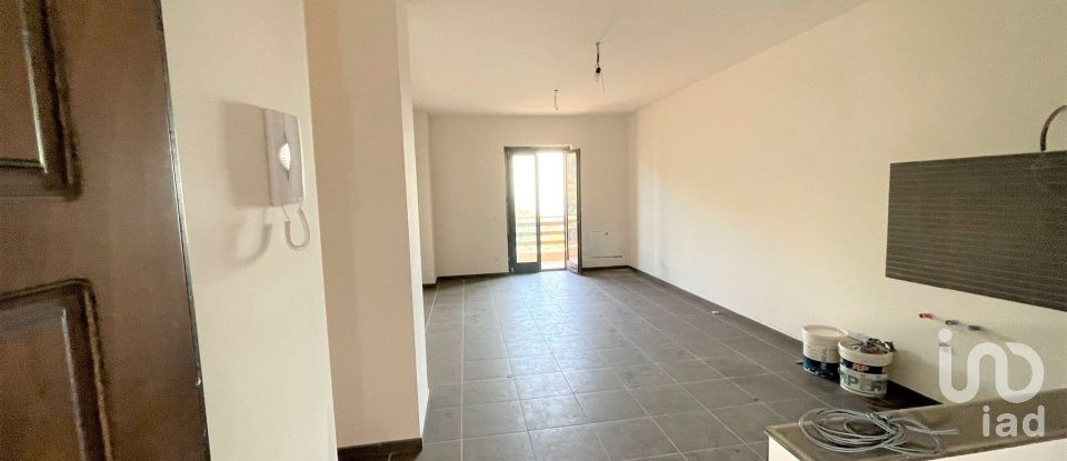 Three-room apartment of 95 m² in San Polo dei Cavalieri (00010)