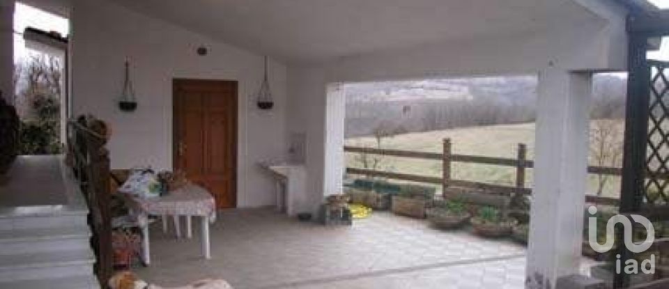 Casa indipendente 8 locali di 180 m² in Merana (15010)