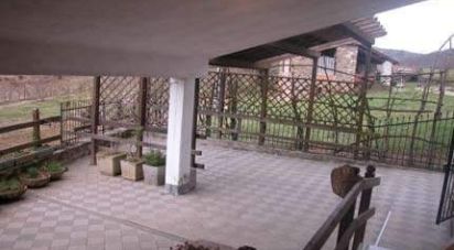 Casa indipendente 8 locali di 180 m² in Merana (15010)