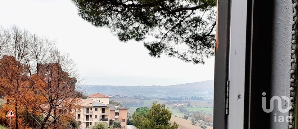 Casa indipendente 7 locali di 120 m² in Sant'Elpidio a Mare (63811)