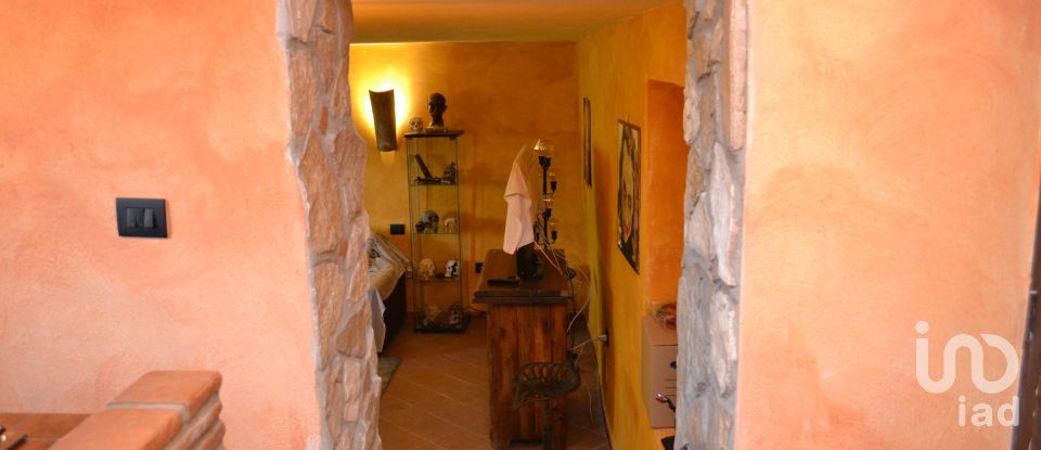 Two-room apartment of 49 m² in San Polo dei Cavalieri (00010)