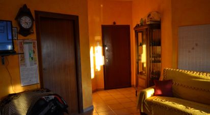 Three-room apartment of 80 sq m in San Polo dei Cavalieri (00010)