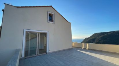 Villa Bifamiliare 4 locali di 114 m² a Finale Ligure (17024)