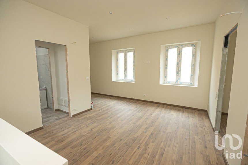 Casa indipendente 5 locali di 72 m² in Genova (16163)