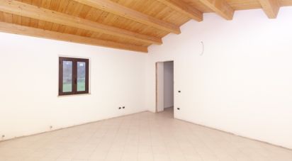 Appartamento 7 locali di 136 m² a Penna Sant'Andrea (64039)